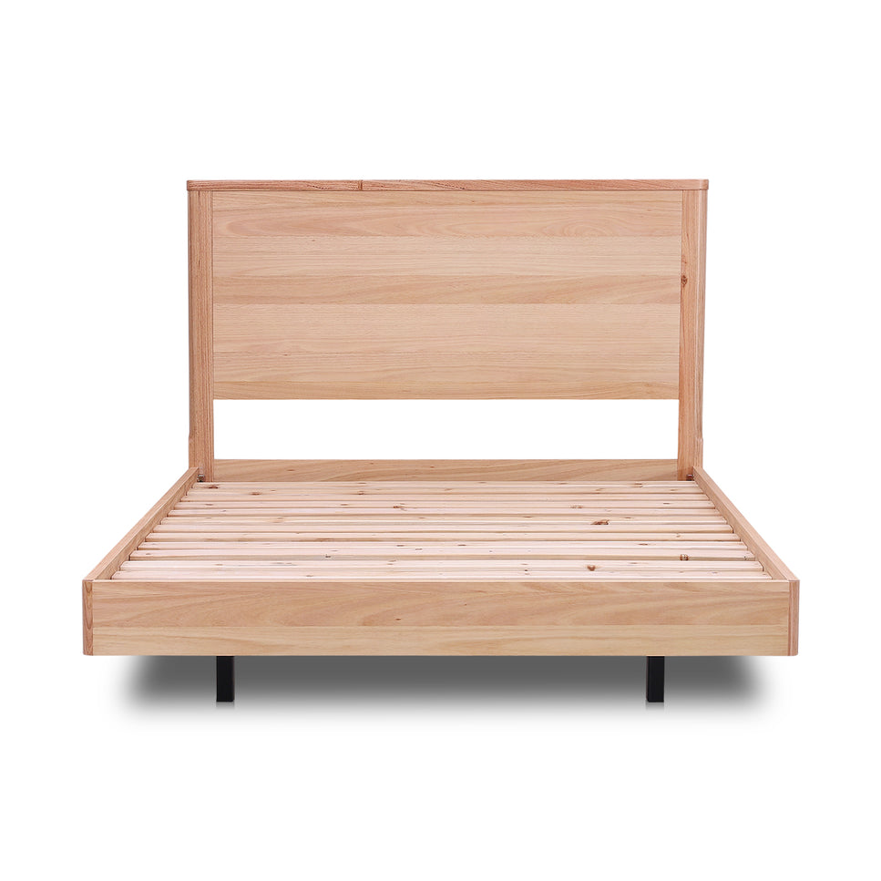Luca Tasmania Oak Queen Bed