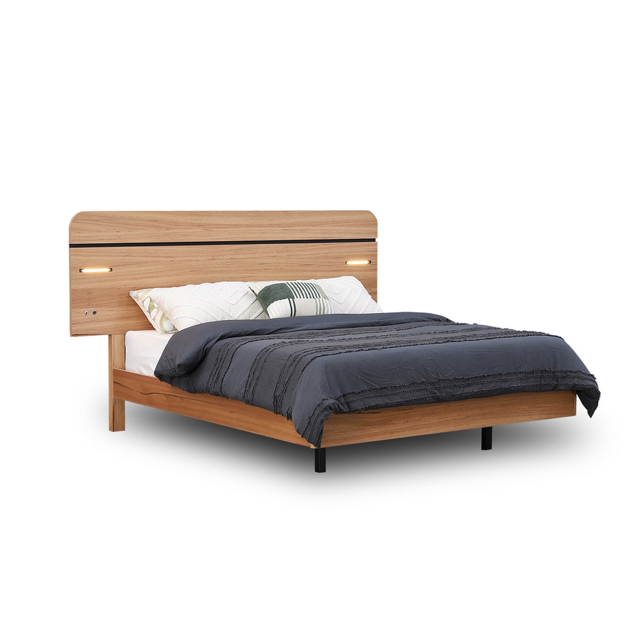 Loyal Queen Bed  - round upper corner